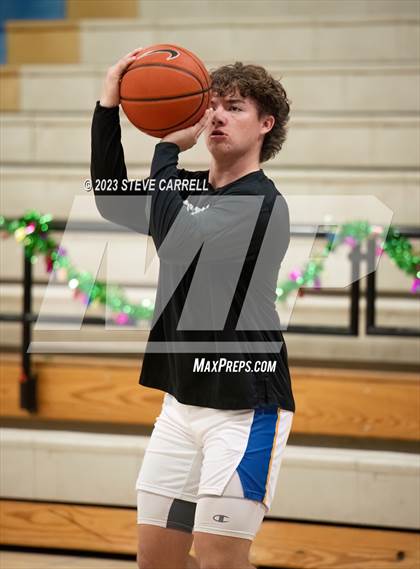 Thumbnail 3 in Del Norte @ Anderson (Anderson Tournament) photogallery.