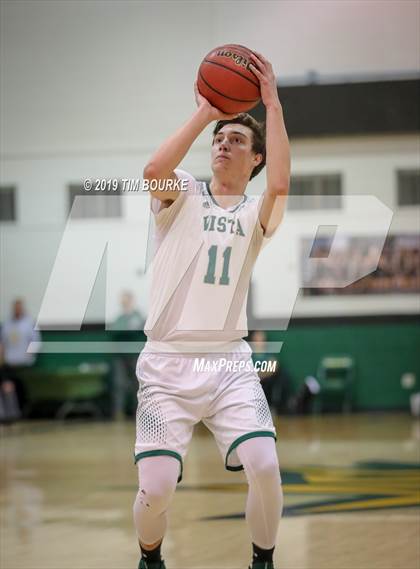 Thumbnail 1 in Fruita Monument vs. Mountain Vista (CHSAA 5A Sweet 16) photogallery.