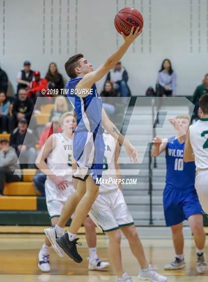 Thumbnail 2 in Fruita Monument vs. Mountain Vista (CHSAA 5A Sweet 16) photogallery.
