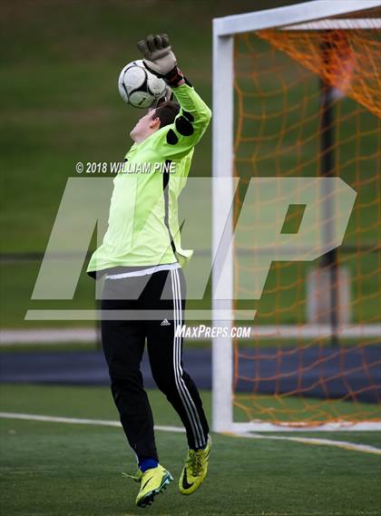 Thumbnail 2 in SS Seward vs. Geneseo (NYSPHSAA Class C Semifinal) photogallery.
