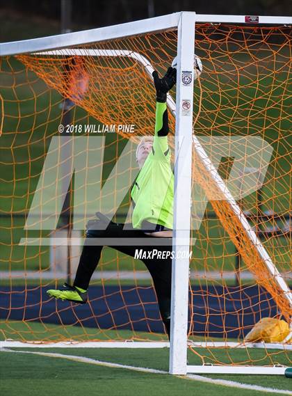 Thumbnail 1 in SS Seward vs. Geneseo (NYSPHSAA Class C Semifinal) photogallery.