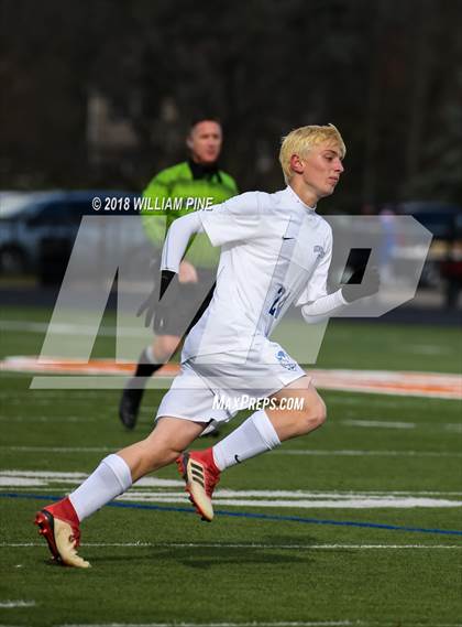 Thumbnail 1 in SS Seward vs. Geneseo (NYSPHSAA Class C Semifinal) photogallery.