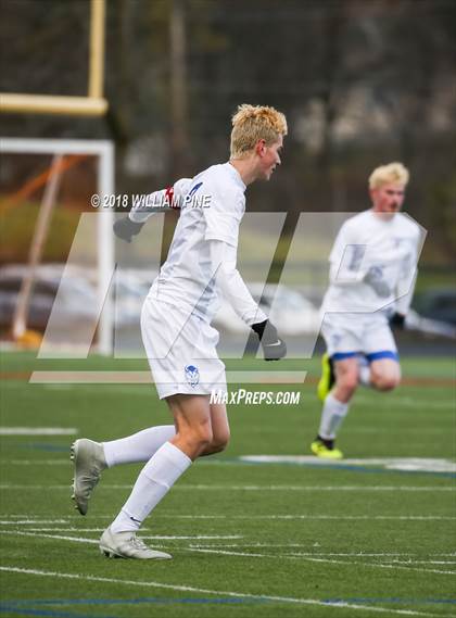 Thumbnail 2 in SS Seward vs. Geneseo (NYSPHSAA Class C Semifinal) photogallery.