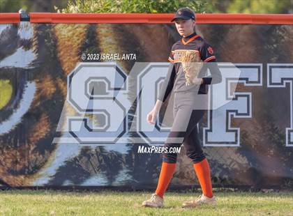 Thumbnail 3 in Jack Britt @ South View photogallery.