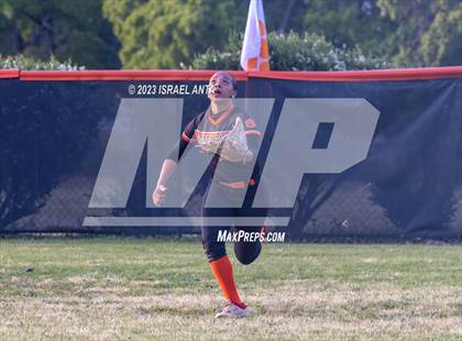 Thumbnail 3 in Jack Britt @ South View photogallery.