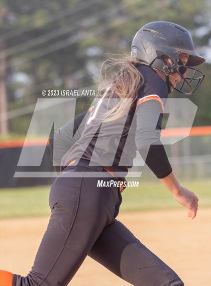 Thumbnail 3 in Jack Britt @ South View photogallery.