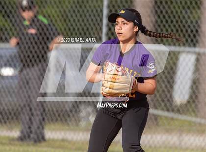 Thumbnail 3 in Jack Britt @ South View photogallery.