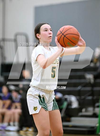 Thumbnail 1 in Archbishop Riordan vs. San Ramon Valley (St. Mary's MLK Classic) photogallery.