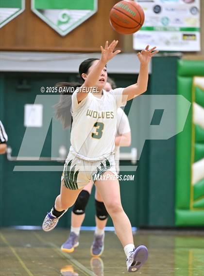 Thumbnail 2 in Archbishop Riordan vs. San Ramon Valley (St. Mary's MLK Classic) photogallery.
