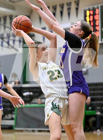 Thumbnail 3 in Archbishop Riordan vs. San Ramon Valley (St. Mary's MLK Classic) photogallery.