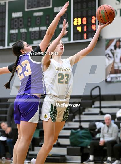 Thumbnail 2 in Archbishop Riordan vs. San Ramon Valley (St. Mary's MLK Classic) photogallery.