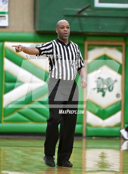 Thumbnail 3 in Archbishop Riordan vs. San Ramon Valley (St. Mary's MLK Classic) photogallery.