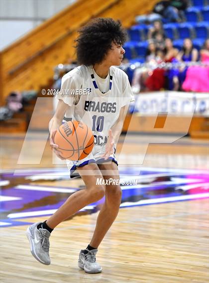 Thumbnail 1 in Haileyville @ Braggs photogallery.