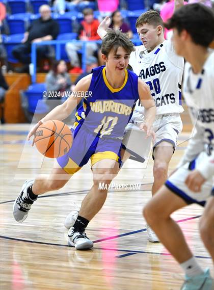 Thumbnail 1 in Haileyville @ Braggs photogallery.