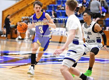 Thumbnail 1 in Haileyville @ Braggs photogallery.
