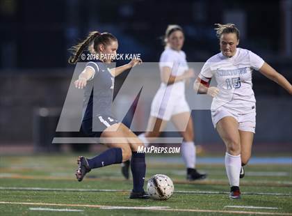 Thumbnail 3 in Washington-Lee @ Yorktown photogallery.