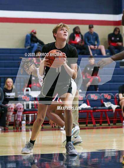 Thumbnail 3 in Anahuac @ Hardin-Jefferson (Hardin-Jefferson Tournament) photogallery.