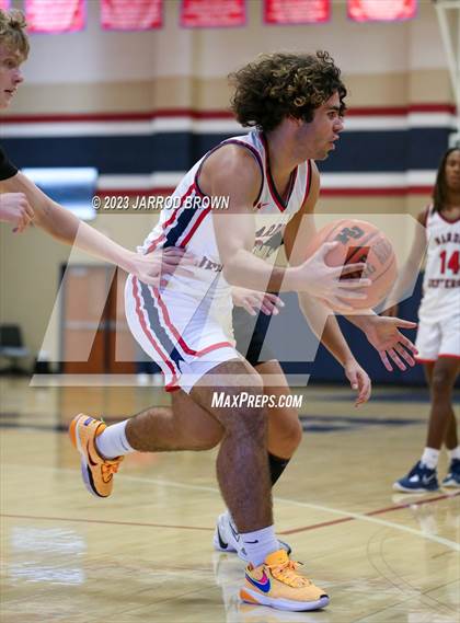 Thumbnail 3 in Anahuac @ Hardin-Jefferson (Hardin-Jefferson Tournament) photogallery.