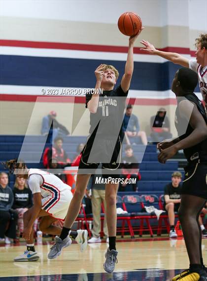 Thumbnail 1 in Anahuac @ Hardin-Jefferson (Hardin-Jefferson Tournament) photogallery.