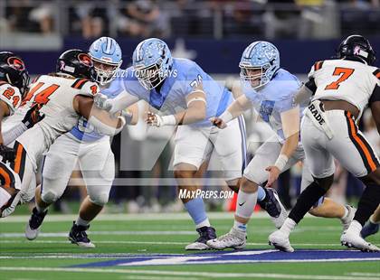 Thumbnail 3 in China Spring vs. Gilmer (UIL Football 4A D2 Finals) photogallery.