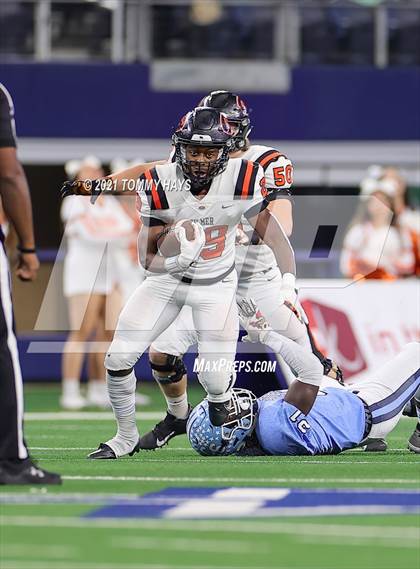 Thumbnail 3 in China Spring vs. Gilmer (UIL Football 4A D2 Finals) photogallery.