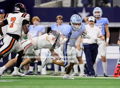 Thumbnail 3 in China Spring vs. Gilmer (UIL Football 4A D2 Finals) photogallery.