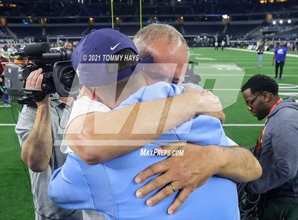 Thumbnail 3 in China Spring vs. Gilmer (UIL Football 4A D2 Finals) photogallery.