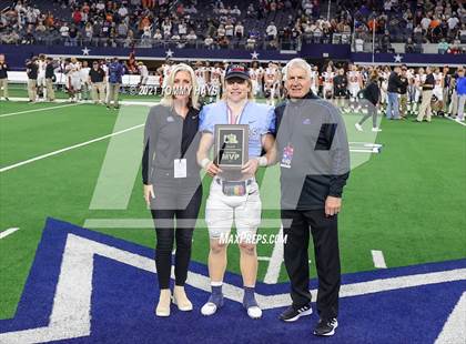 Thumbnail 3 in China Spring vs. Gilmer (UIL Football 4A D2 Finals) photogallery.