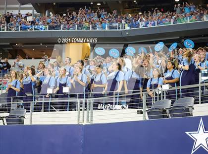 Thumbnail 1 in China Spring vs. Gilmer (UIL Football 4A D2 Finals) photogallery.