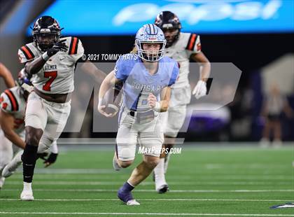 Thumbnail 1 in China Spring vs. Gilmer (UIL Football 4A D2 Finals) photogallery.