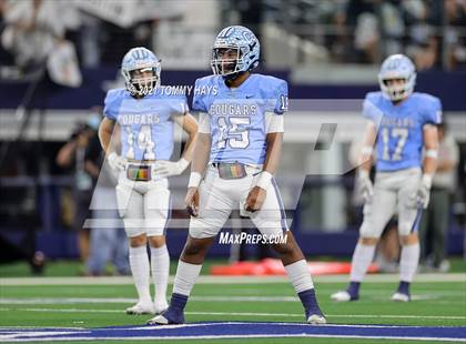 Thumbnail 2 in China Spring vs. Gilmer (UIL Football 4A D2 Finals) photogallery.