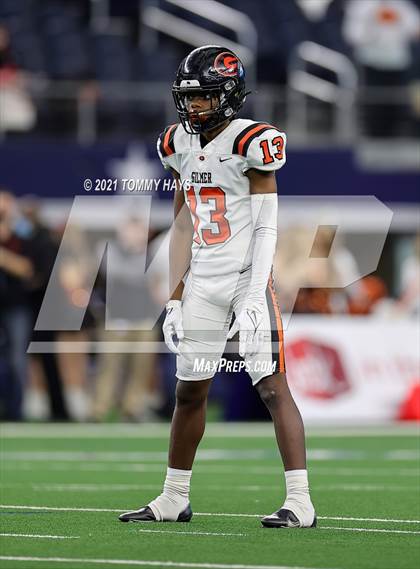 Thumbnail 1 in China Spring vs. Gilmer (UIL Football 4A D2 Finals) photogallery.