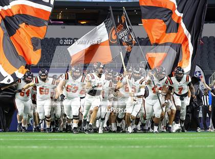 Thumbnail 2 in China Spring vs. Gilmer (UIL Football 4A D2 Finals) photogallery.
