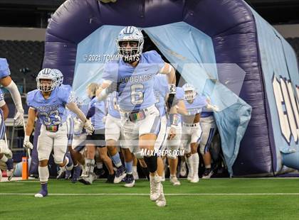 Thumbnail 1 in China Spring vs. Gilmer (UIL Football 4A D2 Finals) photogallery.