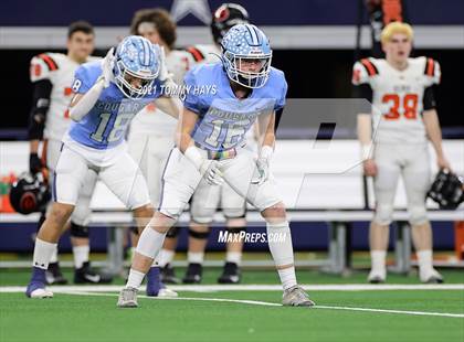 Thumbnail 2 in China Spring vs. Gilmer (UIL Football 4A D2 Finals) photogallery.