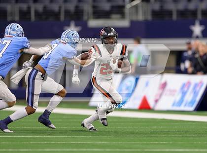 Thumbnail 2 in China Spring vs. Gilmer (UIL Football 4A D2 Finals) photogallery.
