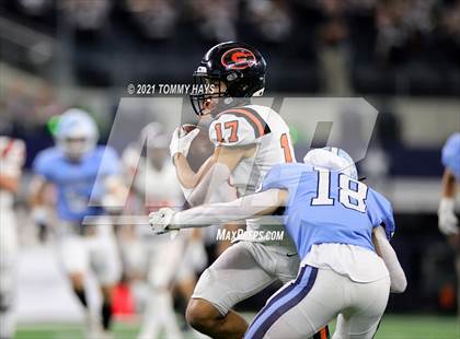 Thumbnail 3 in China Spring vs. Gilmer (UIL Football 4A D2 Finals) photogallery.
