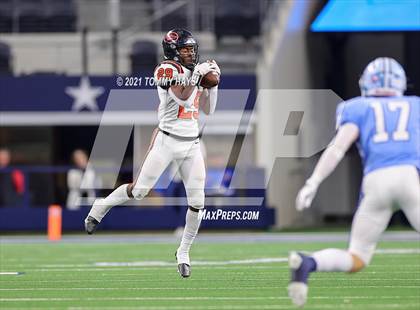 Thumbnail 3 in China Spring vs. Gilmer (UIL Football 4A D2 Finals) photogallery.