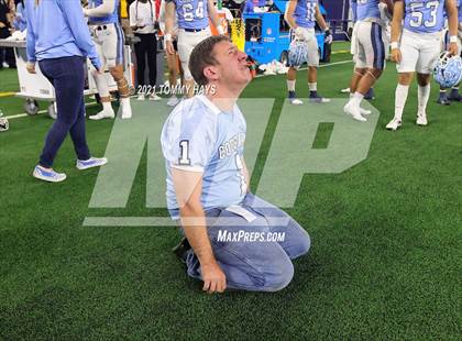 Thumbnail 3 in China Spring vs. Gilmer (UIL Football 4A D2 Finals) photogallery.
