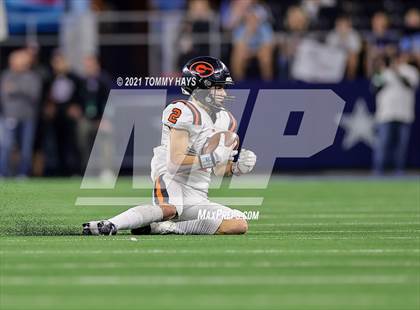 Thumbnail 3 in China Spring vs. Gilmer (UIL Football 4A D2 Finals) photogallery.