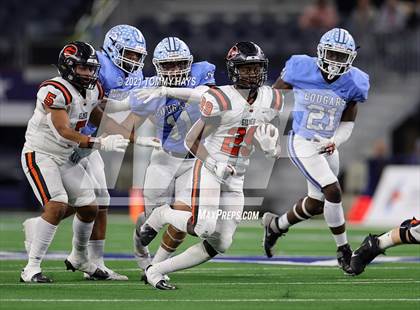 Thumbnail 1 in China Spring vs. Gilmer (UIL Football 4A D2 Finals) photogallery.