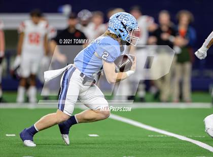 Thumbnail 1 in China Spring vs. Gilmer (UIL Football 4A D2 Finals) photogallery.