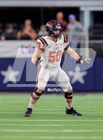 Thumbnail 3 in China Spring vs. Gilmer (UIL Football 4A D2 Finals) photogallery.