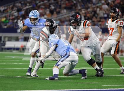 Thumbnail 1 in China Spring vs. Gilmer (UIL Football 4A D2 Finals) photogallery.