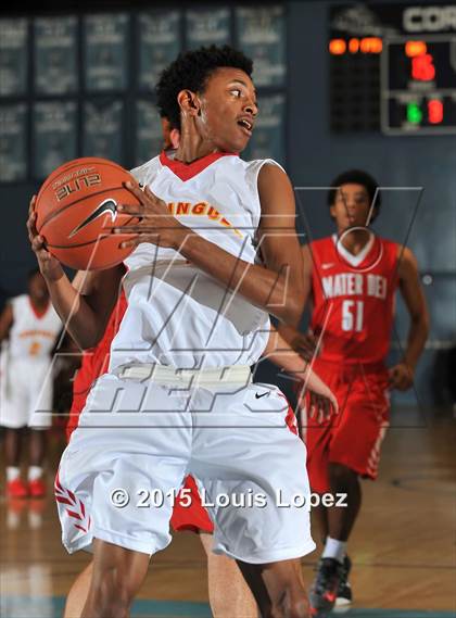 Thumbnail 3 in Mater Dei vs. Dominguez photogallery.