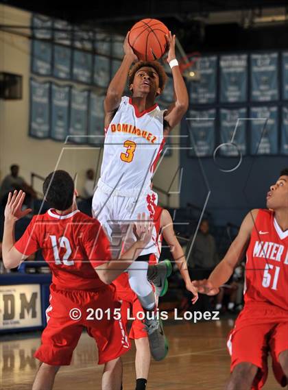 Thumbnail 2 in Mater Dei vs. Dominguez photogallery.