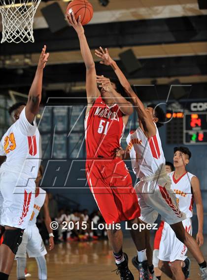 Thumbnail 2 in Mater Dei vs. Dominguez photogallery.