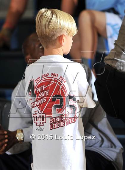 Thumbnail 3 in Mater Dei vs. Dominguez photogallery.