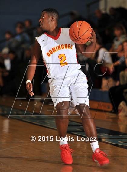 Thumbnail 2 in Mater Dei vs. Dominguez photogallery.