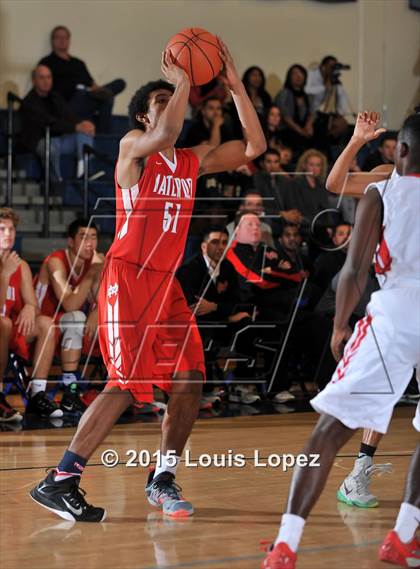 Thumbnail 3 in Mater Dei vs. Dominguez photogallery.
